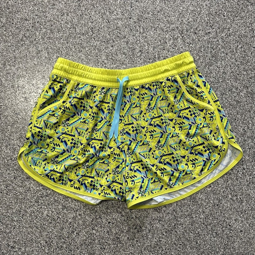 Under Armour Shorts Womens M Gym Training Yellow 4" Pockets Printed Stretch